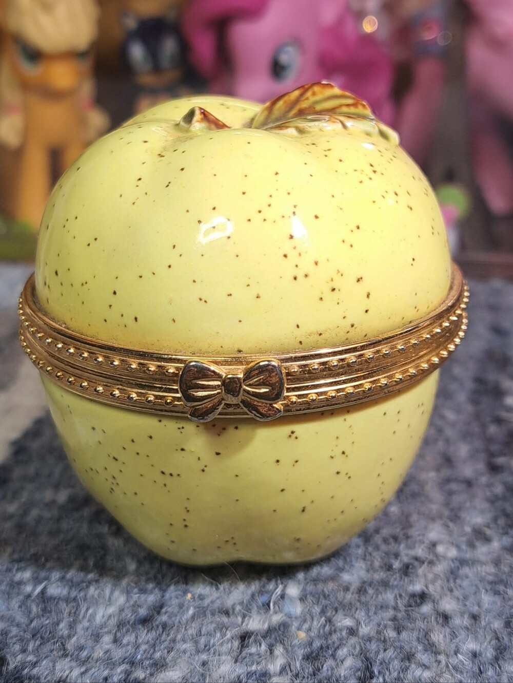 Green Apple Hinged Trinket Box With Bow Fruit OOAK Unqiue